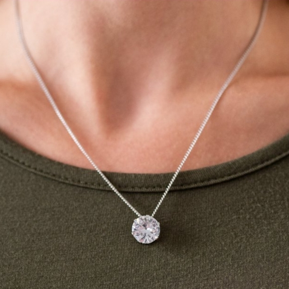 Paparazzi Blockbuster What A Gem Necklace Set - Picture 3 of 4